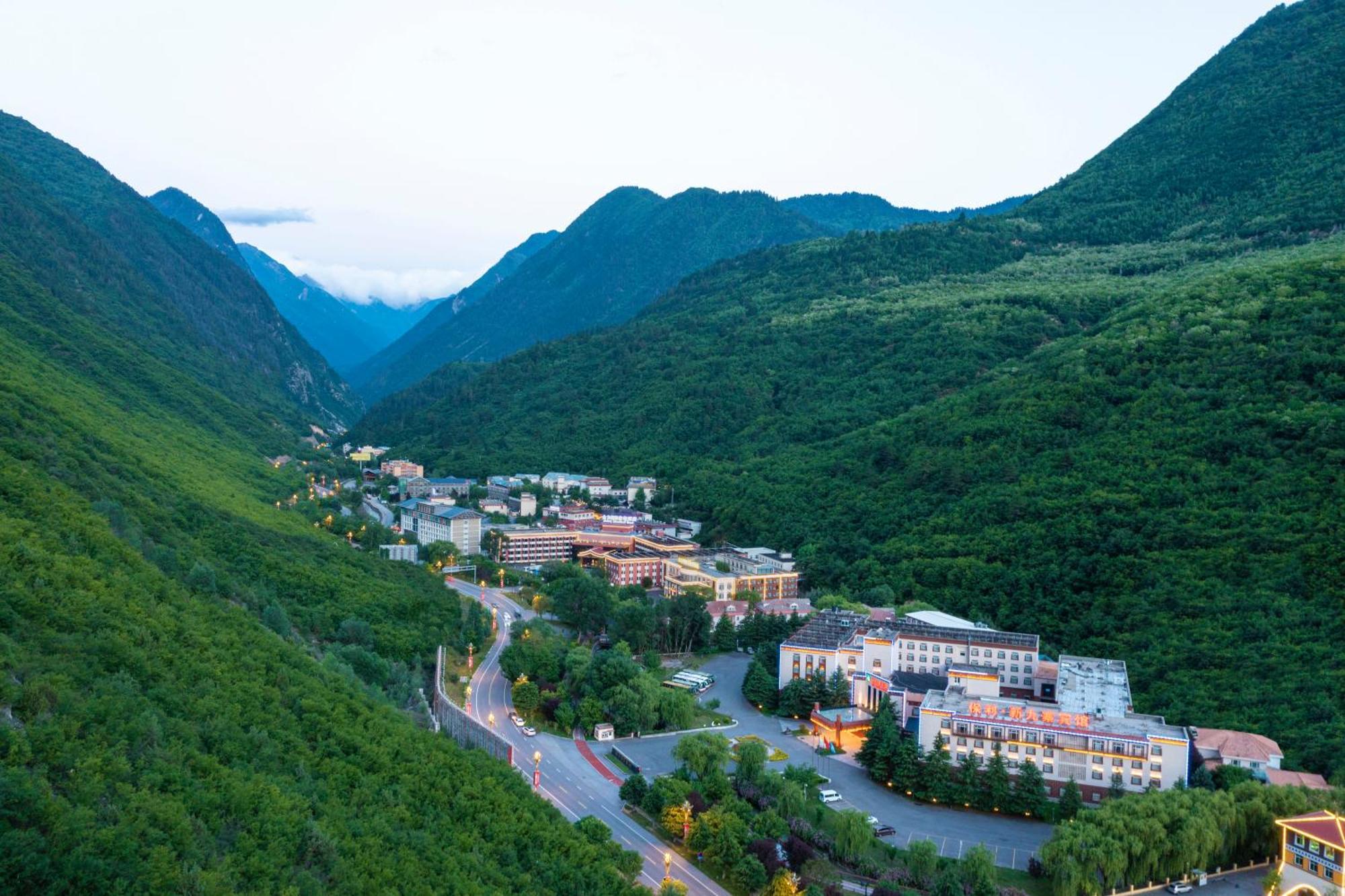 New Jiuzhai Hotel Jiuzhaigou Buitenkant foto